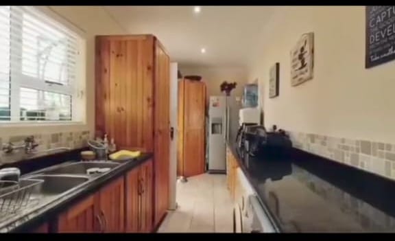 To Let 4 Bedroom Property for Rent in Winterstrand Eastern Cape